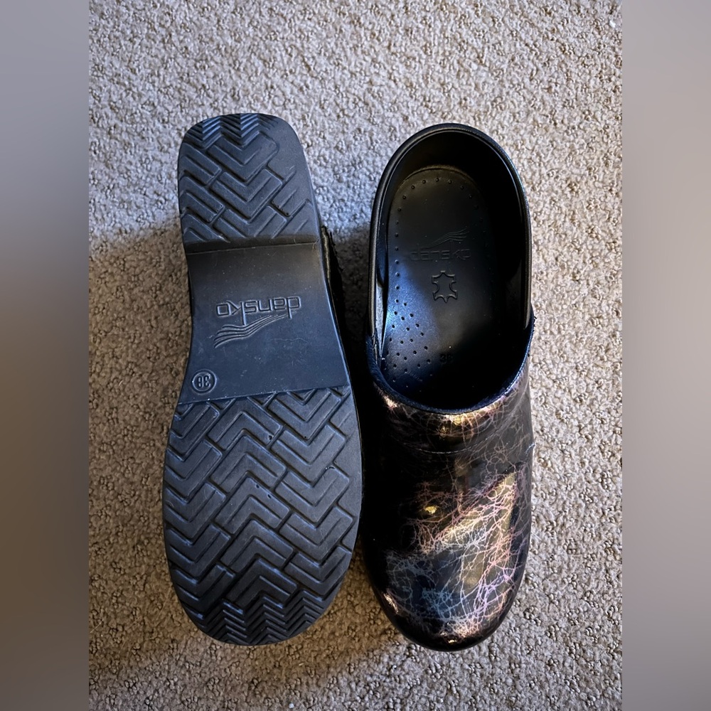 Colorful Patterned Clogs - Picture 3 of 3